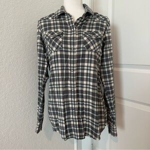 Women's Plaid Button Down Shirt